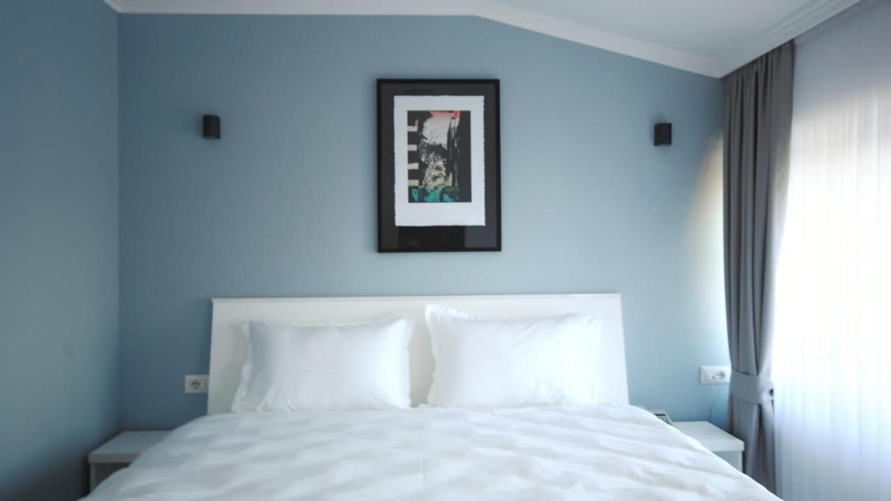 Hotel Callisto Pristina Kültér fotó