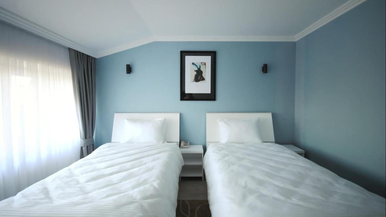 Hotel Callisto Pristina Kültér fotó
