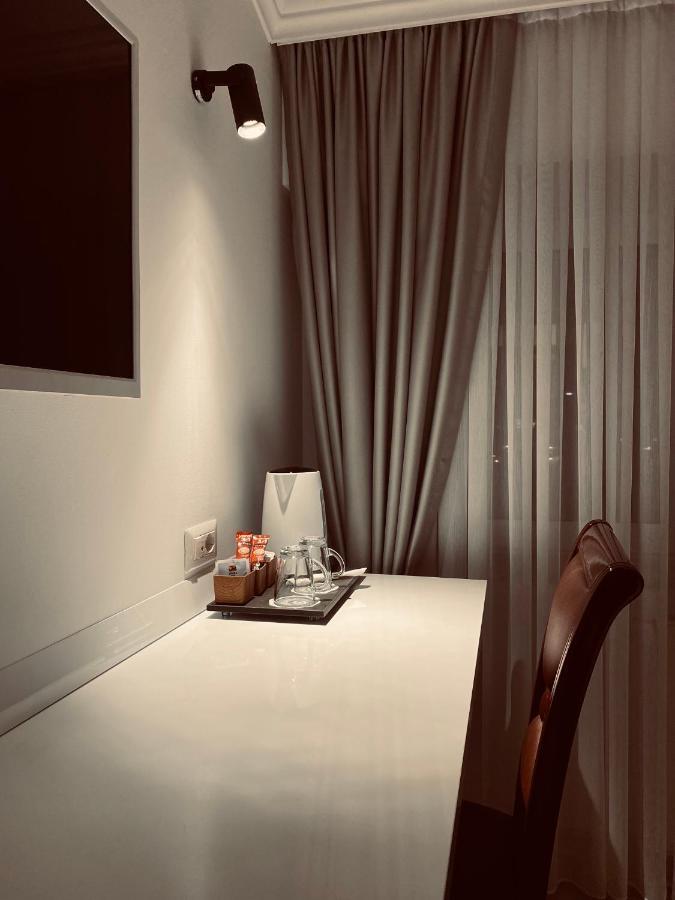 Hotel Callisto Pristina Kültér fotó